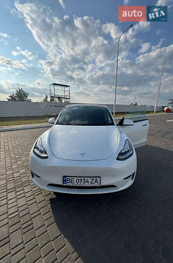 Внедорожник / Кроссовер Tesla Model Y 2021 в Николаеве