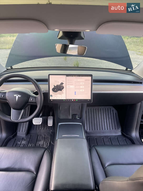 Внедорожник / Кроссовер Tesla Model Y 2022 в Буче