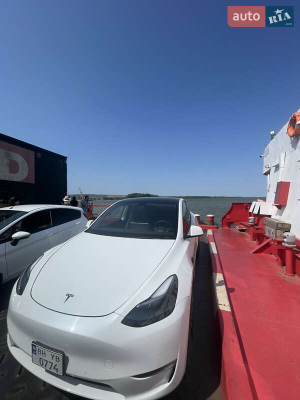 Внедорожник / Кроссовер Tesla Model Y 2022 в Одессе