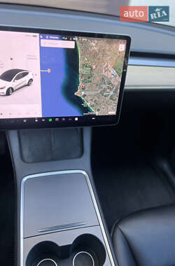 Внедорожник / Кроссовер Tesla Model Y 2021 в 