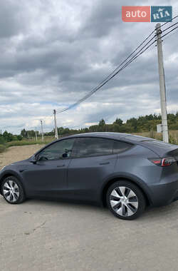 Внедорожник / Кроссовер Tesla Model Y 2020 в 