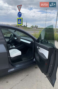 Внедорожник / Кроссовер Tesla Model Y 2020 в 