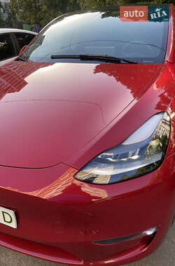 Позашляховик / Кросовер Tesla Model Y 2023 в Києві