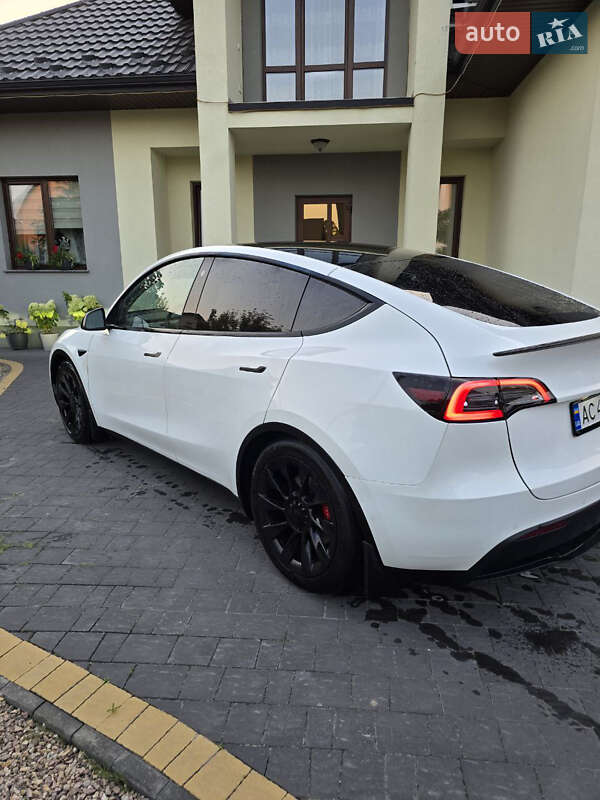 Внедорожник / Кроссовер Tesla Model Y 2022 в Луцке