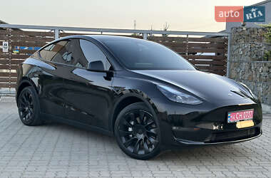 Внедорожник / Кроссовер Tesla Model Y 2023 в 
