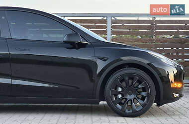 Внедорожник / Кроссовер Tesla Model Y 2023 в 