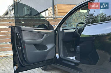 Внедорожник / Кроссовер Tesla Model Y 2023 в 