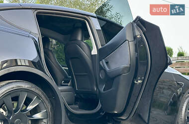 Внедорожник / Кроссовер Tesla Model Y 2023 в 