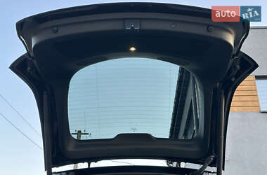 Внедорожник / Кроссовер Tesla Model Y 2023 в 