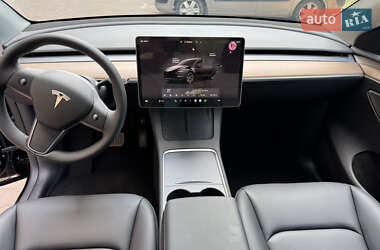 Внедорожник / Кроссовер Tesla Model Y 2024 в 