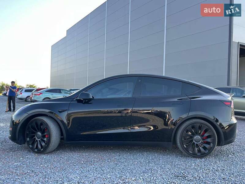 Внедорожник / Кроссовер Tesla Model Y 2022 в Львове