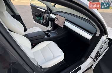 Внедорожник / Кроссовер Tesla Model Y 2023 в 