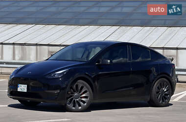 Внедорожник / Кроссовер Tesla Model Y 2021 в 