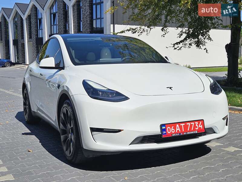 Внедорожник / Кроссовер Tesla Model Y 2023 в Тернополе