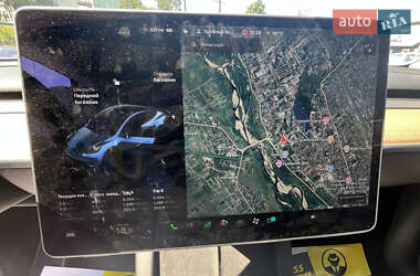 Внедорожник / Кроссовер Tesla Model Y 2021 в 