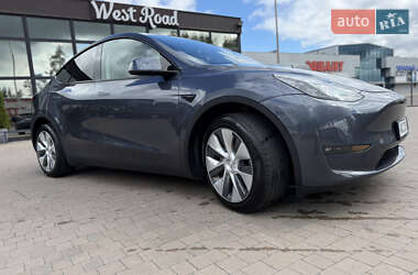 Внедорожник / Кроссовер Tesla Model Y 2023 в 