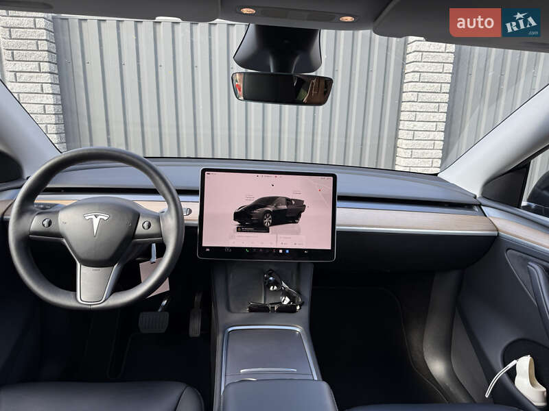 Внедорожник / Кроссовер Tesla Model Y 2023 в Киеве