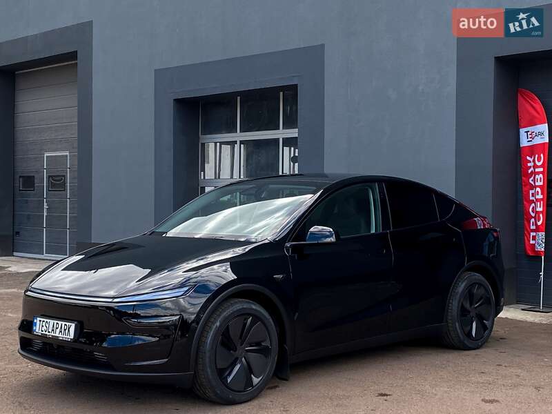 Внедорожник / Кроссовер Tesla Model Y 2025 в Киеве