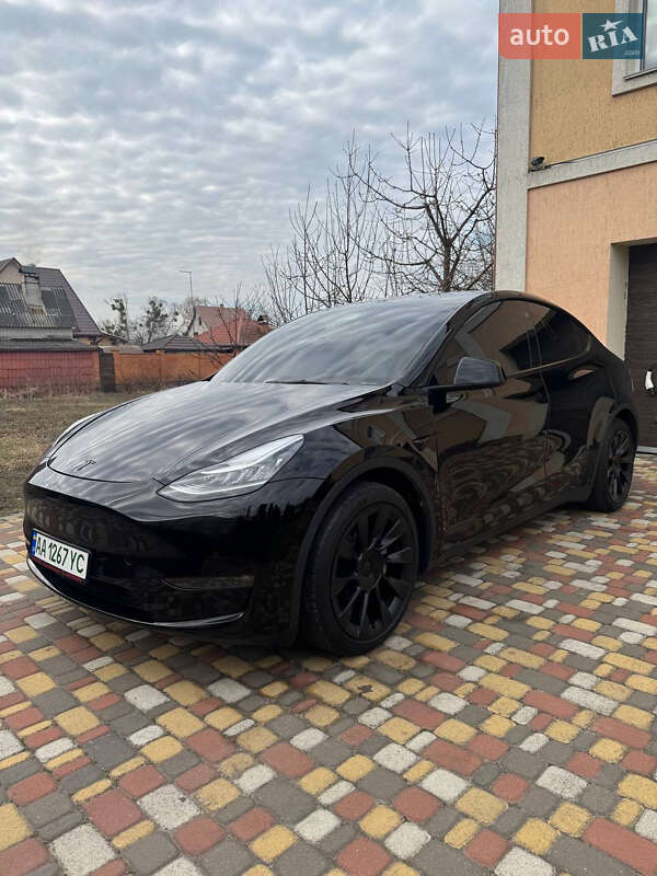Внедорожник / Кроссовер Tesla Model Y 2022 в Киеве