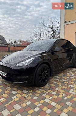 Внедорожник / Кроссовер Tesla Model Y 2022 в 