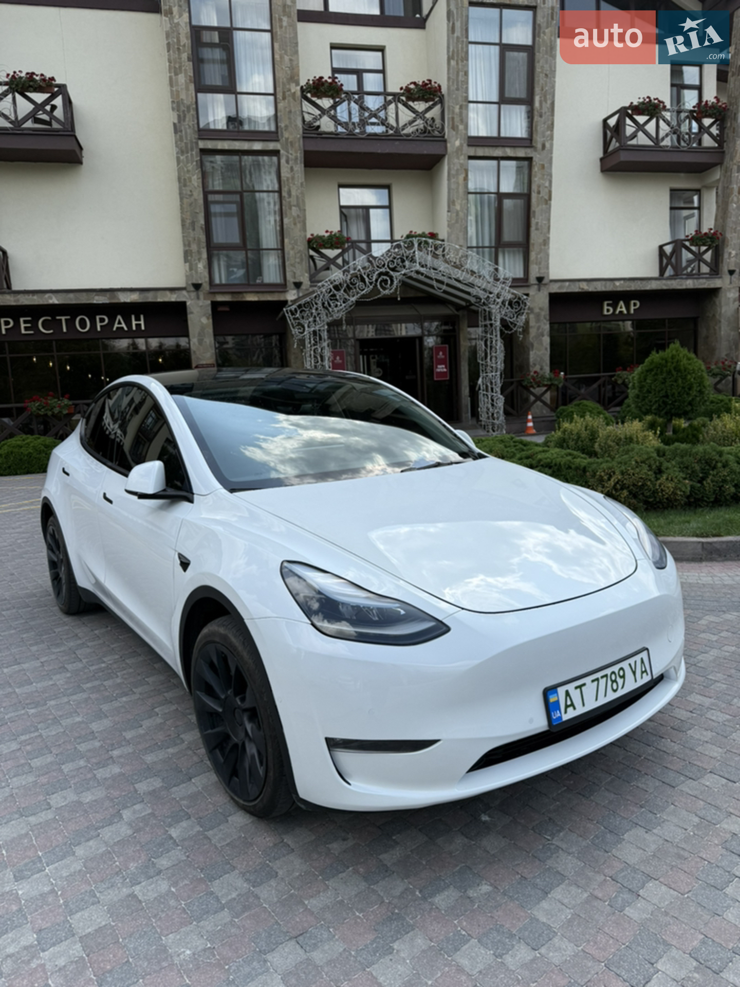 2021 Tesla Model Y - мініатюра 2