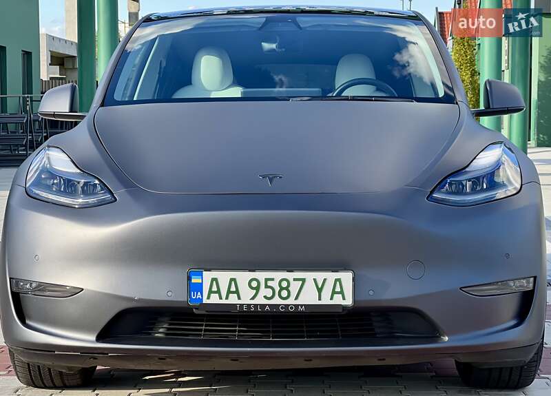 Внедорожник / Кроссовер Tesla Model Y 2022 в Киеве