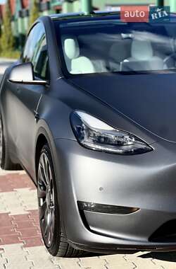 Внедорожник / Кроссовер Tesla Model Y 2022 в 
