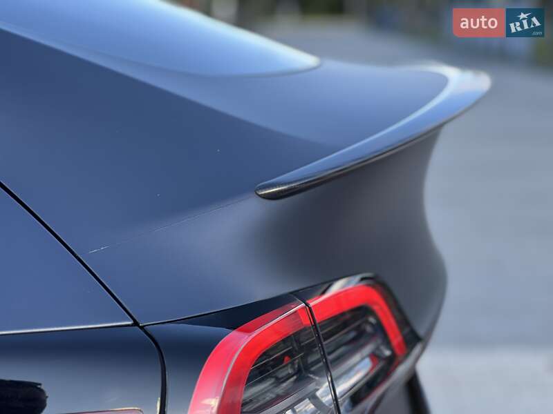 Внедорожник / Кроссовер Tesla Model Y 2022 в Киеве