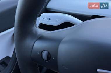 Внедорожник / Кроссовер Tesla Model Y 2022 в 