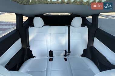 Внедорожник / Кроссовер Tesla Model Y 2022 в 