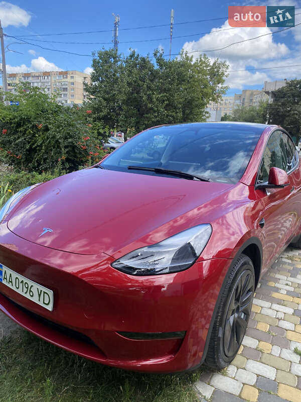 Внедорожник / Кроссовер Tesla Model Y 2023 в 