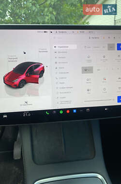 Внедорожник / Кроссовер Tesla Model Y 2023 в 