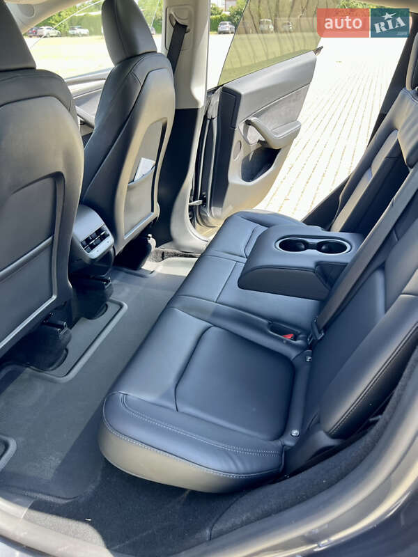 Внедорожник / Кроссовер Tesla Model Y 2023 в Одессе