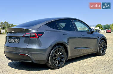 Внедорожник / Кроссовер Tesla Model Y 2024 в 
