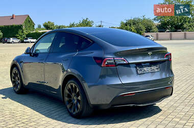 Внедорожник / Кроссовер Tesla Model Y 2024 в 