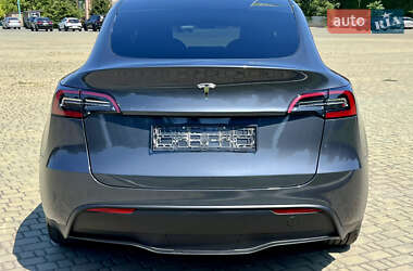 Внедорожник / Кроссовер Tesla Model Y 2024 в 