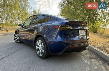 Внедорожник / Кроссовер Tesla Model Y 2021 в 