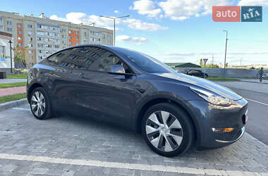 Внедорожник / Кроссовер Tesla Model Y 2021 в 