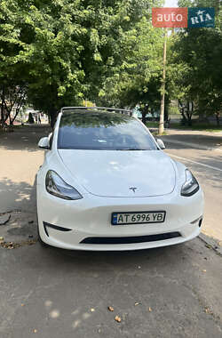 Внедорожник / Кроссовер Tesla Model Y 2023 в Ивано-Франковске