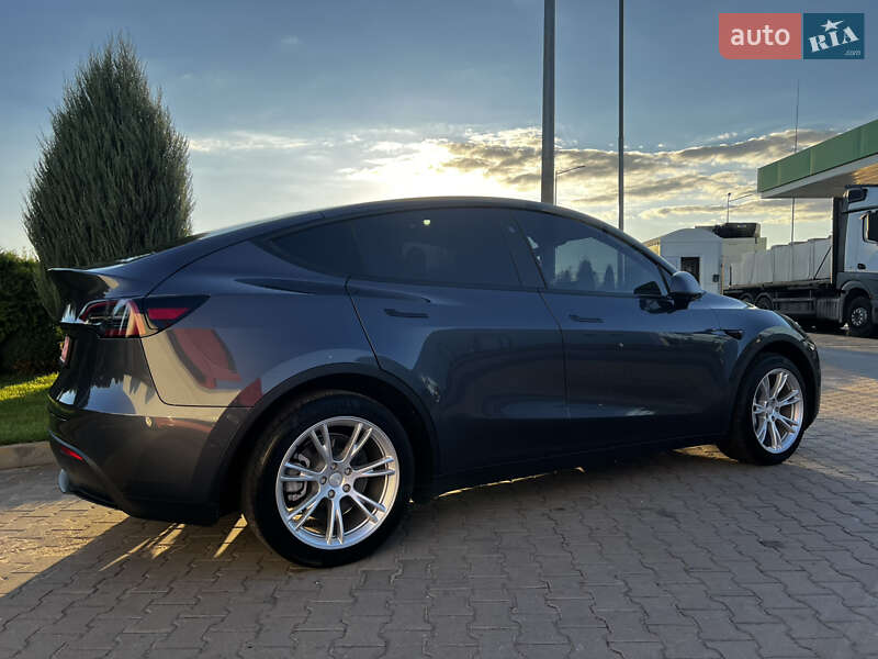 Внедорожник / Кроссовер Tesla Model Y 2023 в Житомире фото 5 Внедорожник / Кроссовер Tesla Model Y 2023 в Житомире
