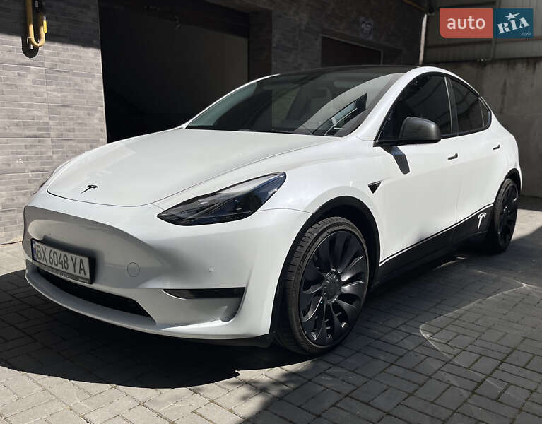 Внедорожник / Кроссовер Tesla Model Y 2020 в 