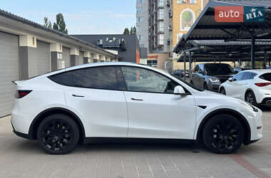 Внедорожник / Кроссовер Tesla Model Y 2022 в 
