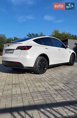 Внедорожник / Кроссовер Tesla Model Y 2022 в 