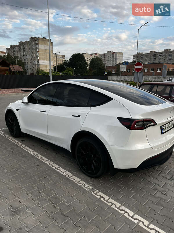 Внедорожник / Кроссовер Tesla Model Y 2022 в Хмельницком