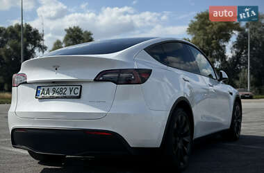 Внедорожник / Кроссовер Tesla Model Y 2022 в 