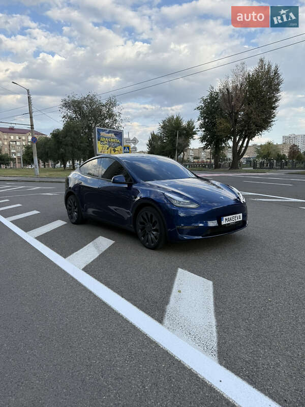 Tesla Model Y 2022