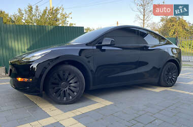 Позашляховик / Кросовер Tesla Model Y 2022 в Долині