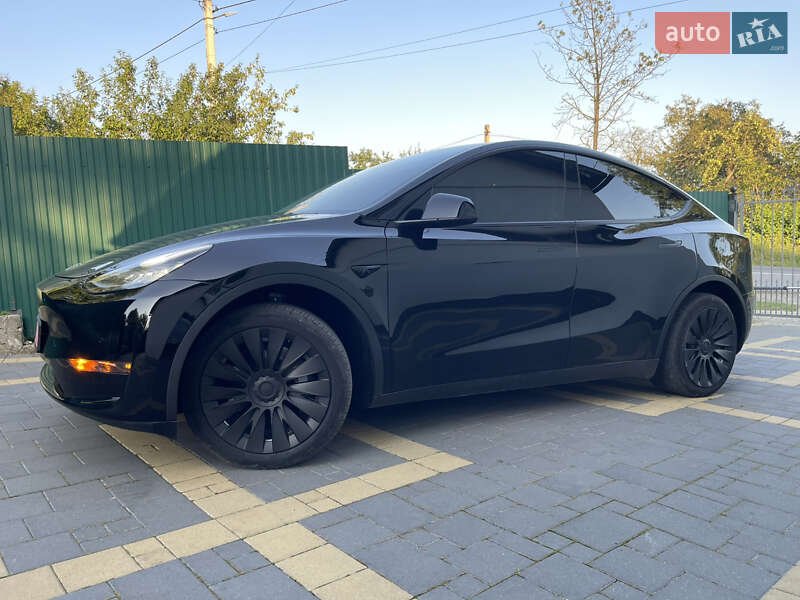 Позашляховик / Кросовер Tesla Model Y 2022 в 