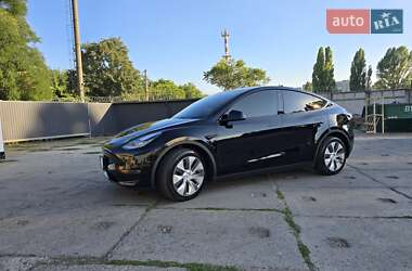 Внедорожник / Кроссовер Tesla Model Y 2023 в 