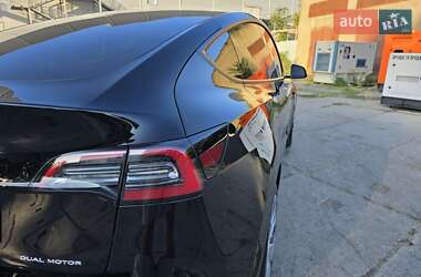 Внедорожник / Кроссовер Tesla Model Y 2023 в 